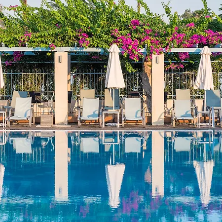 Nissia Kamares Aparthotel 3*