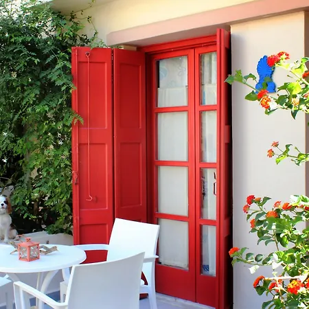 Apartahotel Nissia Kamares 3*