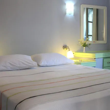 Nissia Kamares Aparthotel