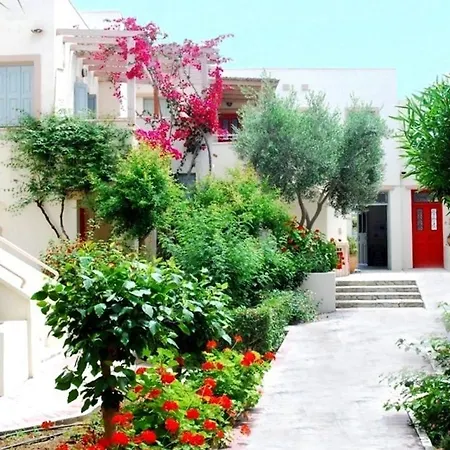 Aparthotel Nissia Kamares 3*