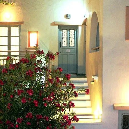 Nissia Kamares Aparthotel 3*